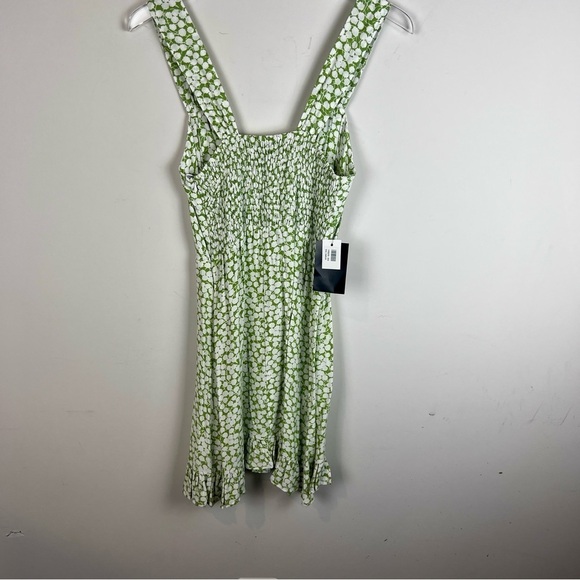 NEW Faithfull The Brand Lou Lou Mini Dress in Avocado Green Bella Floral size M - Picture 10 of 11
